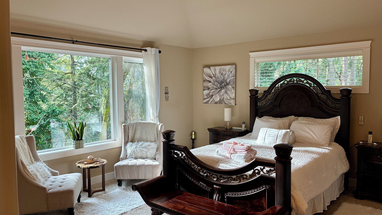 Photo of Bedroom in Lakewood