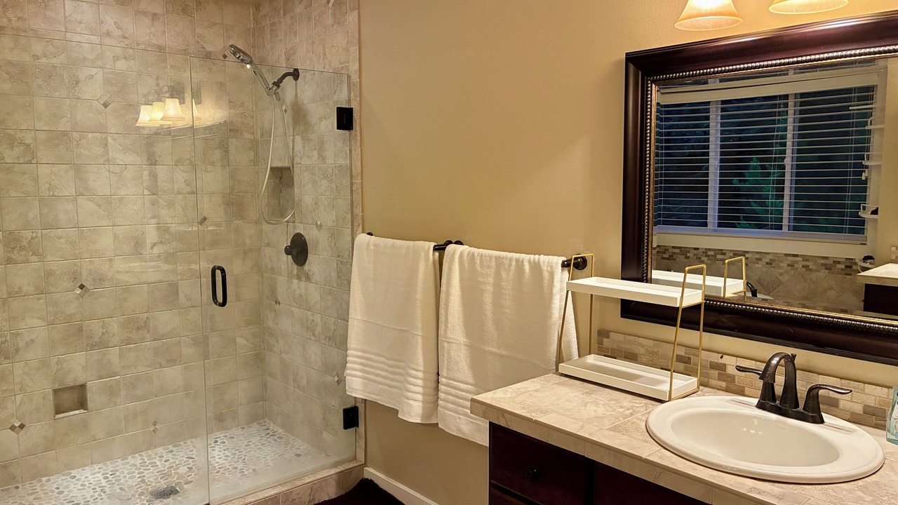 Photo of Bathroom in Lakewood