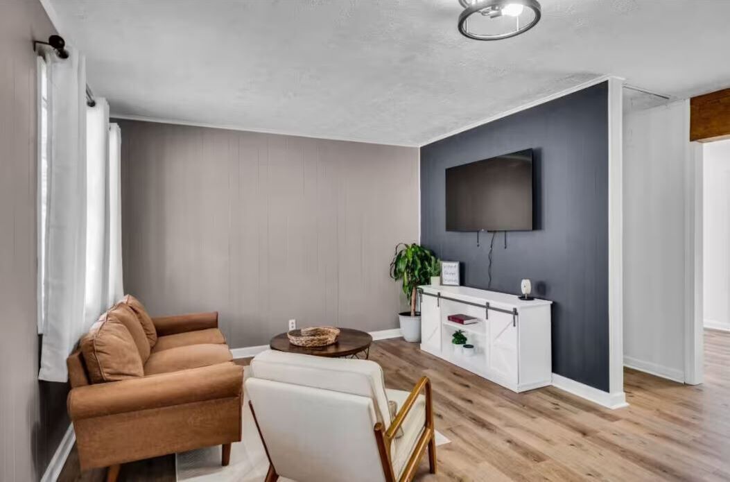 Photo of Livingroom in Coopertown