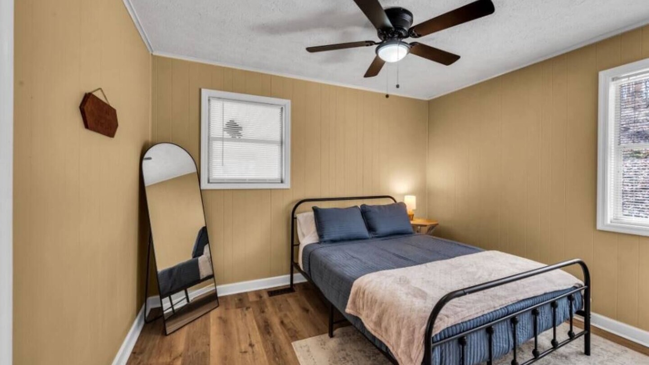 Photo of Bedroom in Coopertown