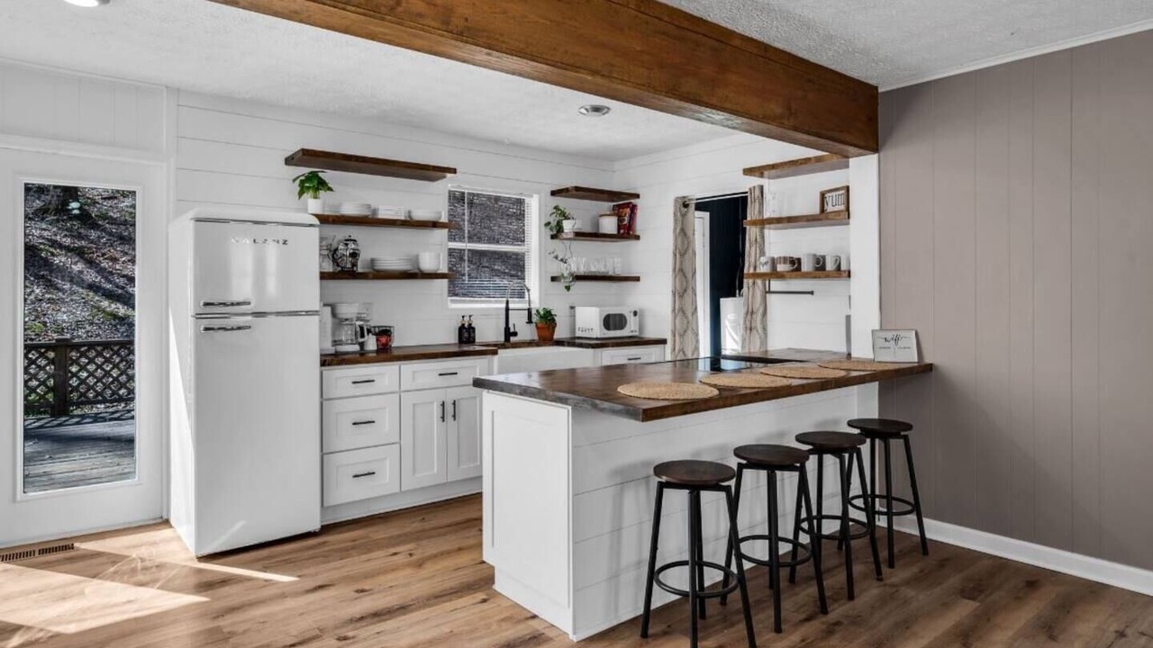 Photo of Kitchen in Coopertown