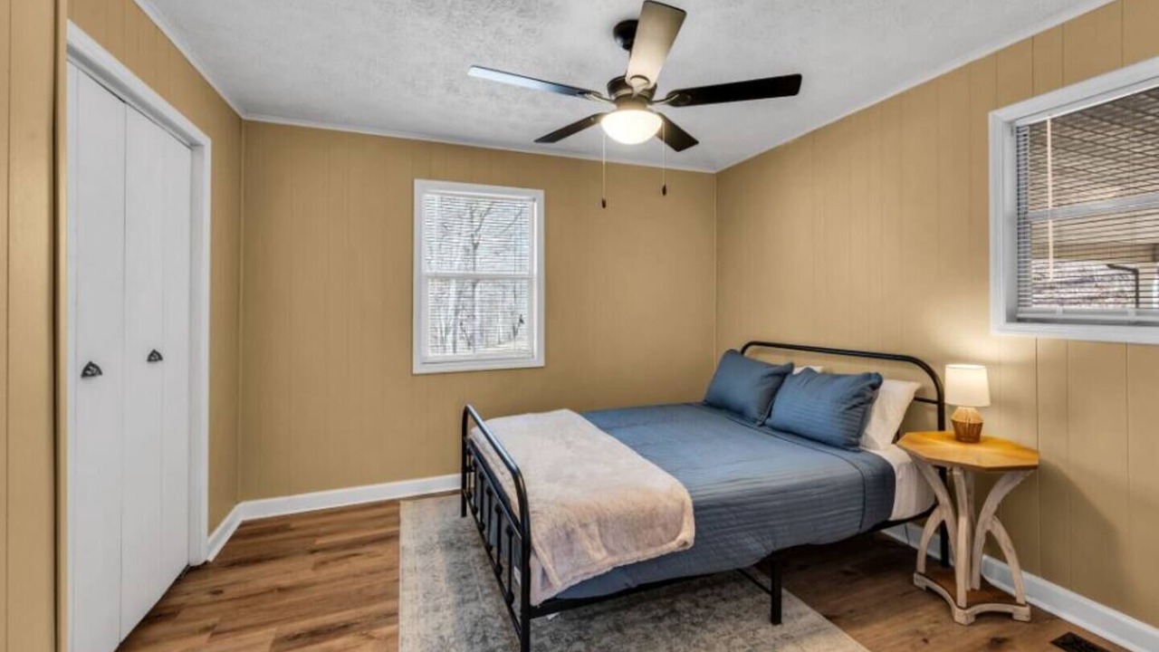 Photo of Bedroom in Coopertown