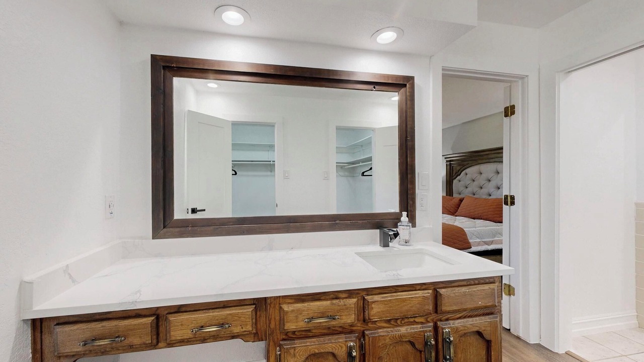 Photo of Bathroom in Southwest Arlington