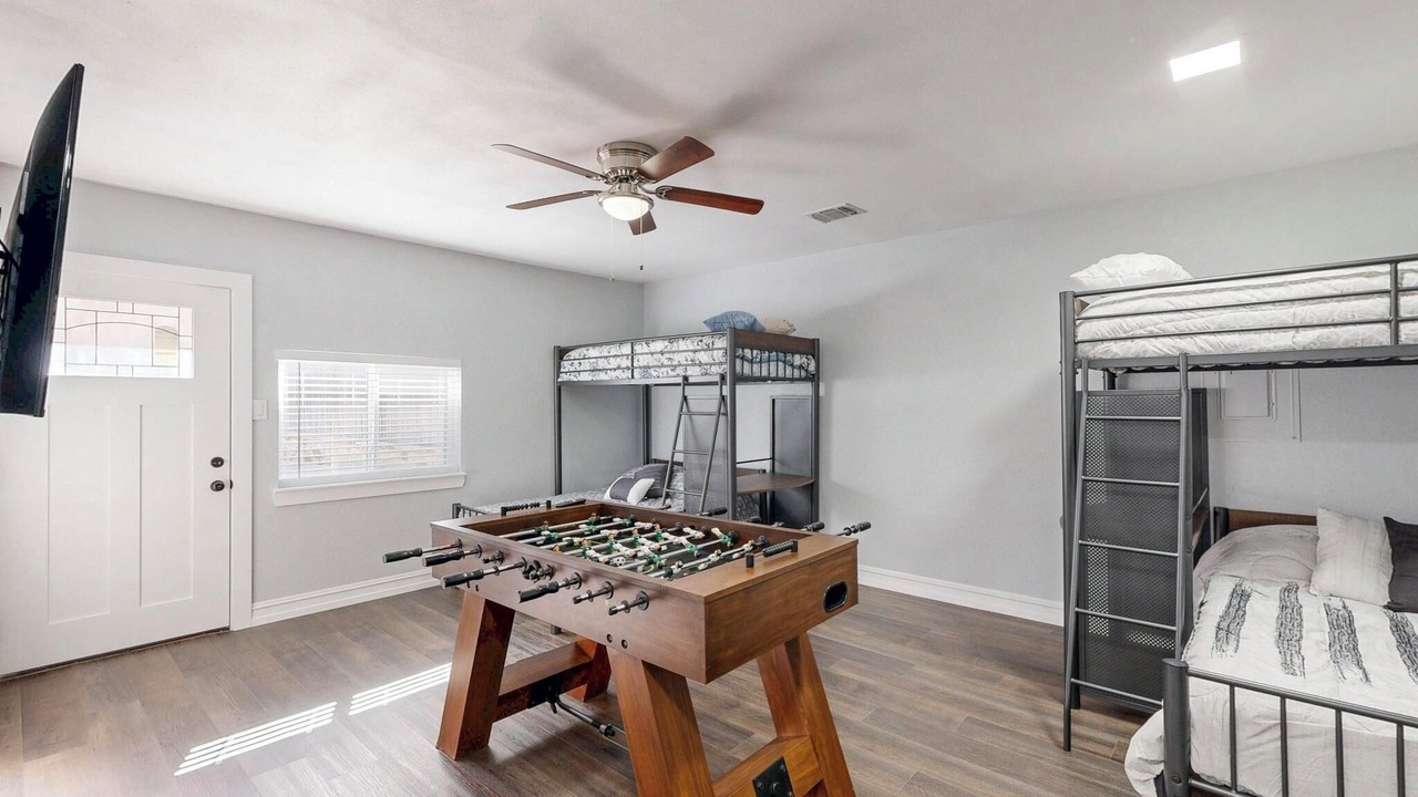 Photo of Bedroom in Southwest Arlington