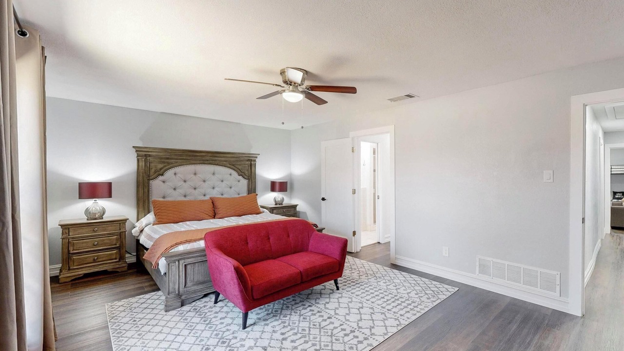 Photo of Bedroom in Southwest Arlington