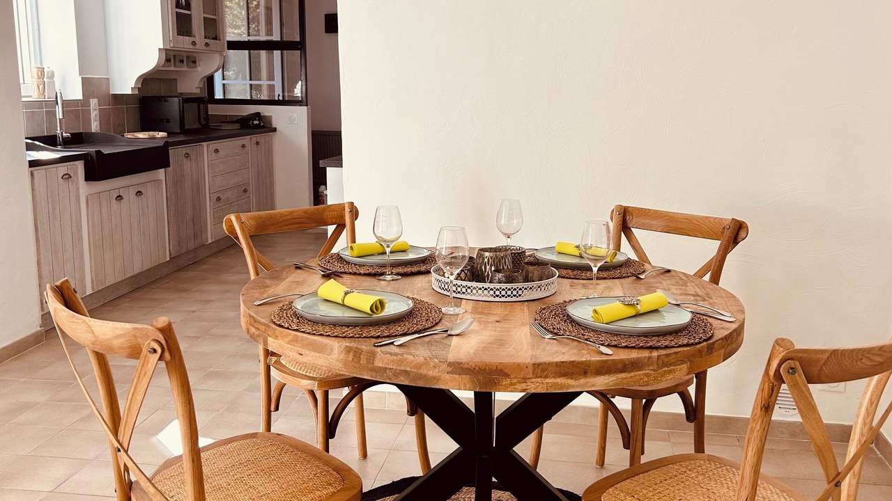 Photo of Others in Taulignan