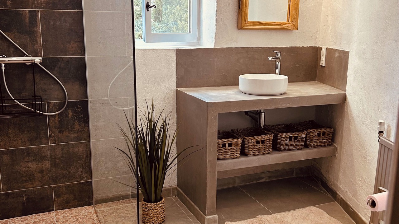 Photo of Bathroom in Taulignan