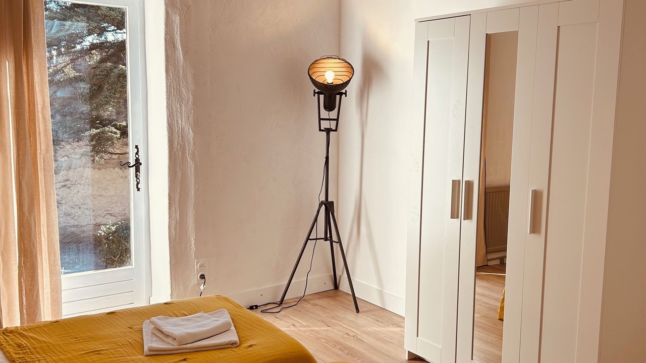 Photo of Bedroom in Taulignan