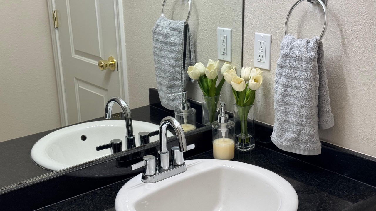 Photo of Bathroom in Bonanza