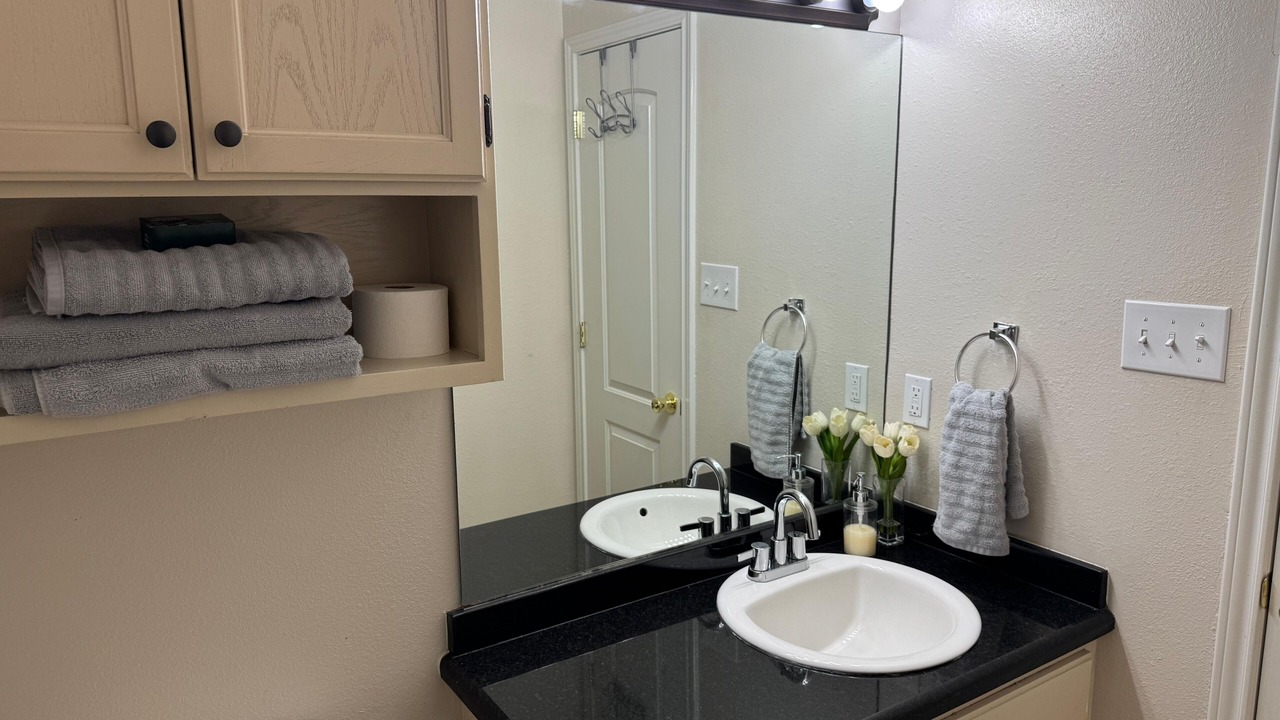 Photo of Bathroom in Bonanza