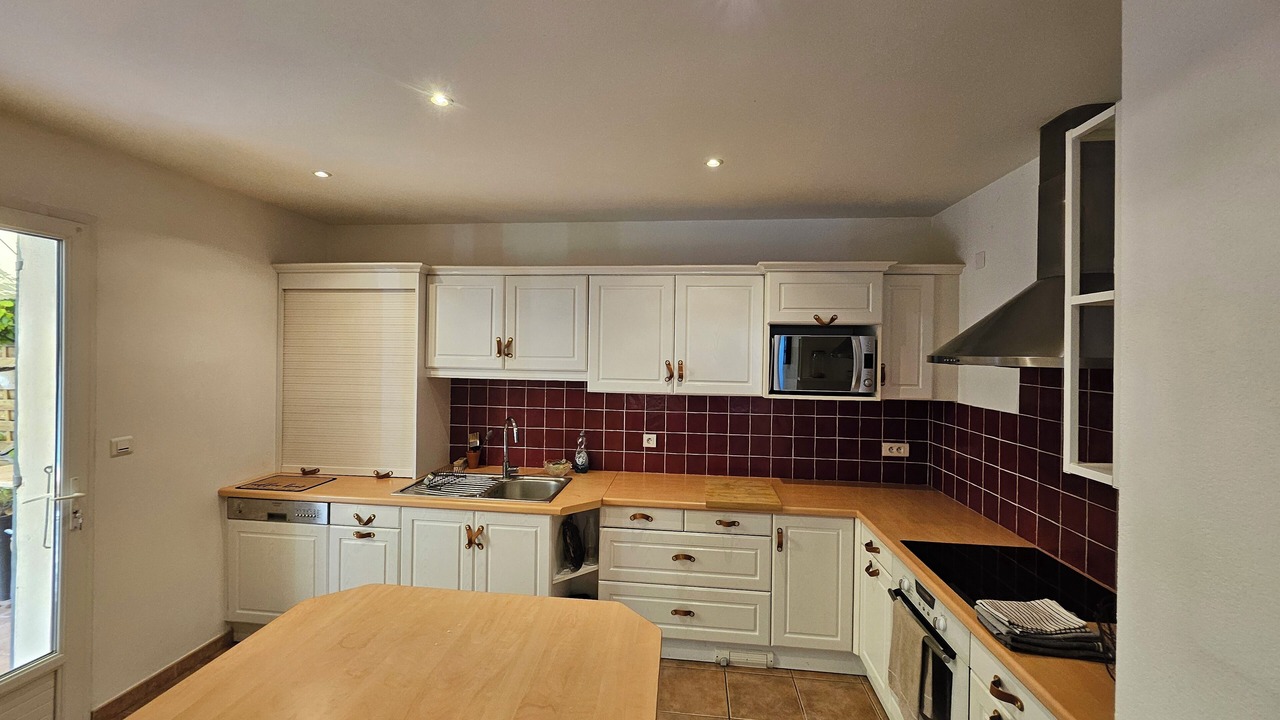 Photo of Kitchen in Entraigues-sur-la-Sorgue
