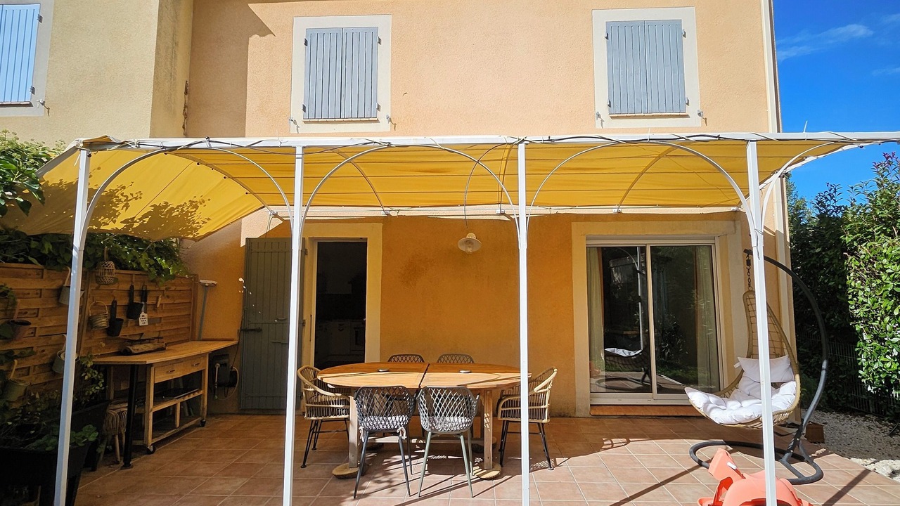 Photo of Outdoor in Entraigues-sur-la-Sorgue