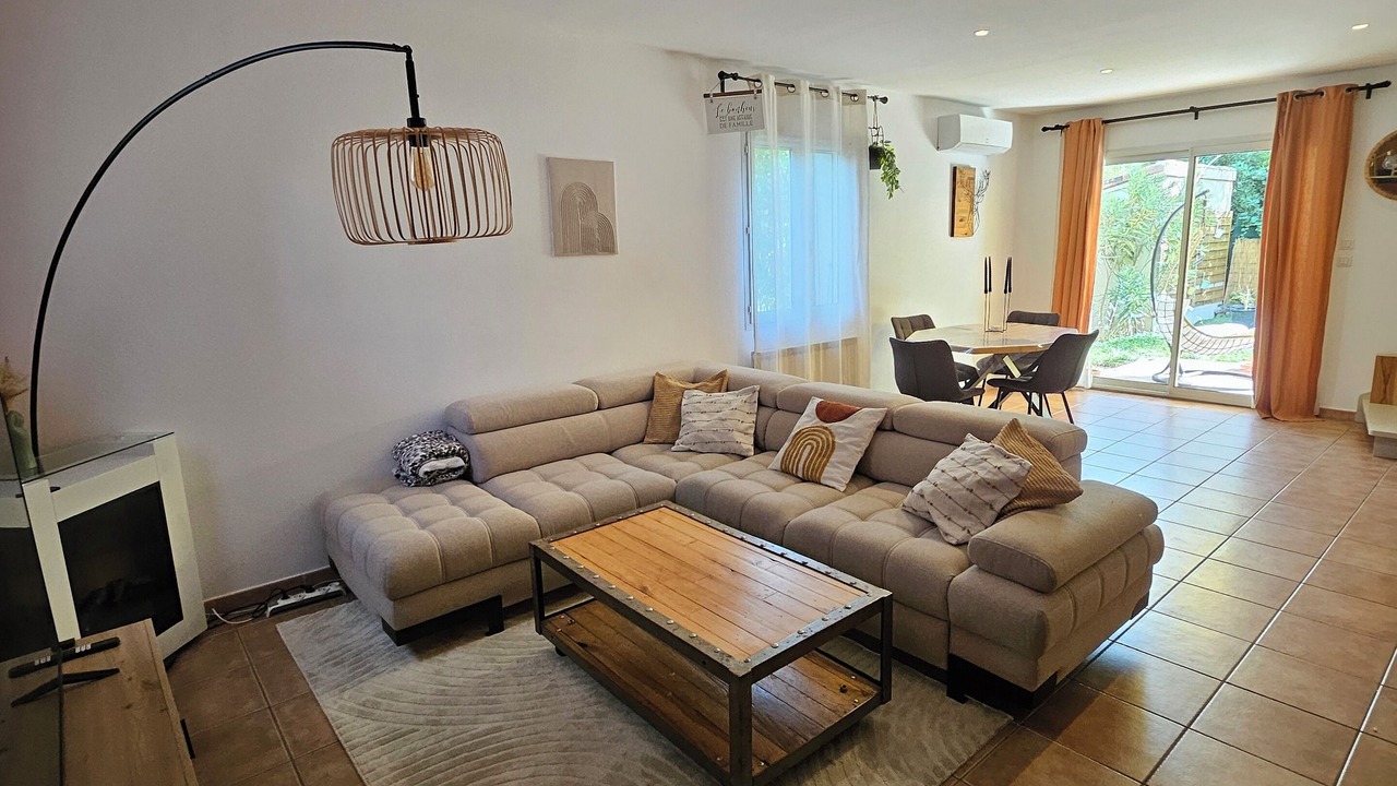 Photo of Livingroom in Entraigues-sur-la-Sorgue