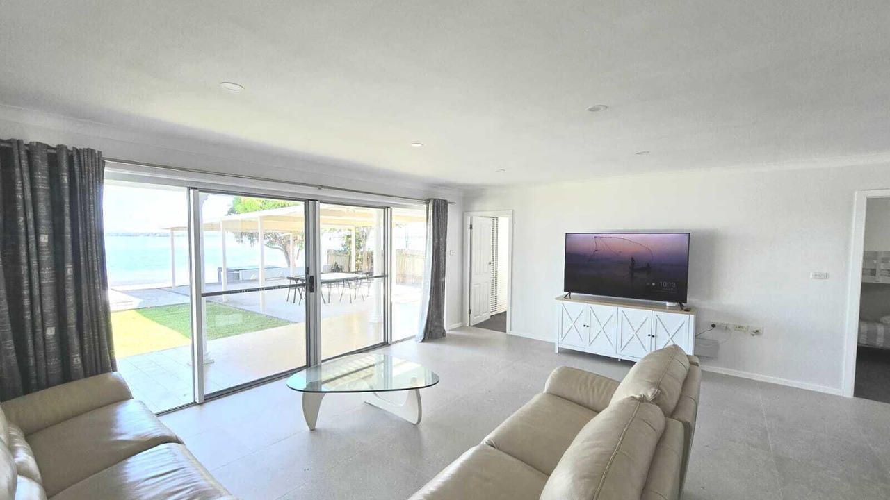 Photo of Livingroom in Toukley