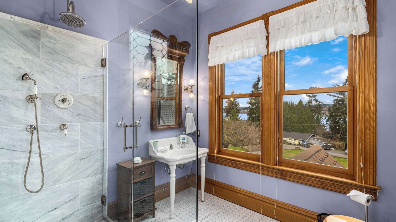 Photo of Bathroom in Tulalip