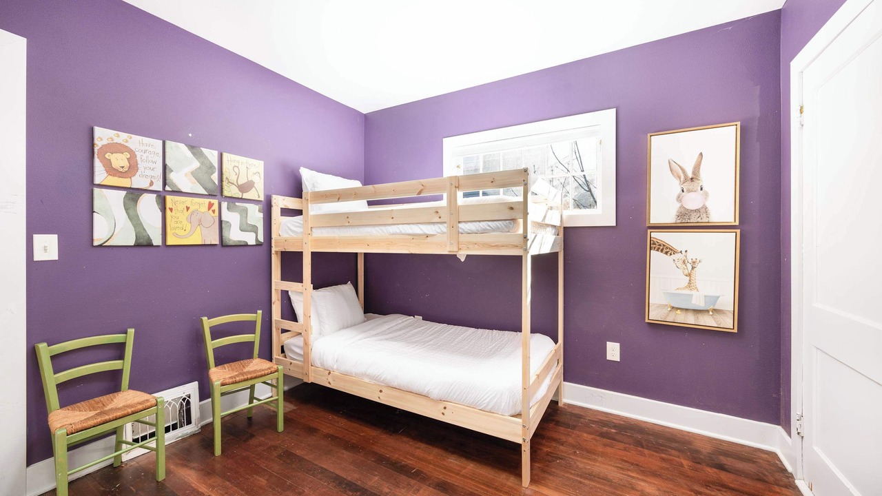 Photo of Bedroom in University District