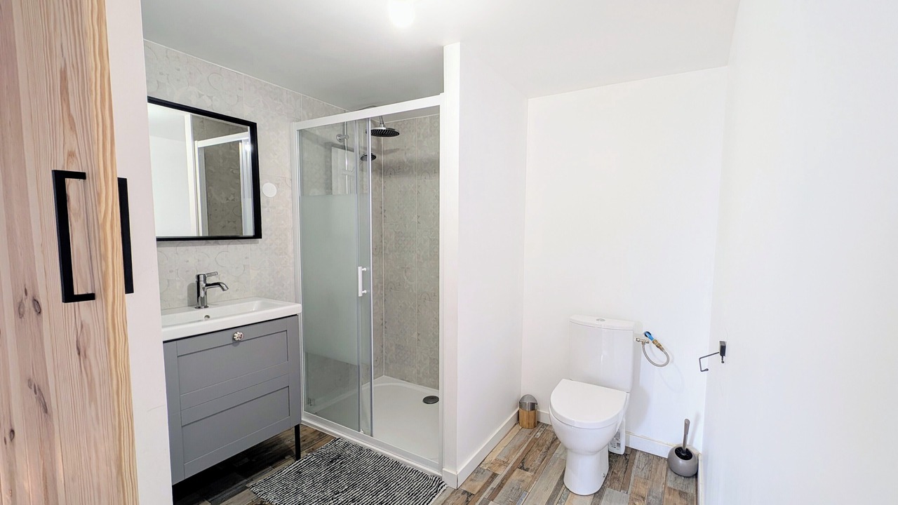 Photo of Bathroom in Guemene-Penfao