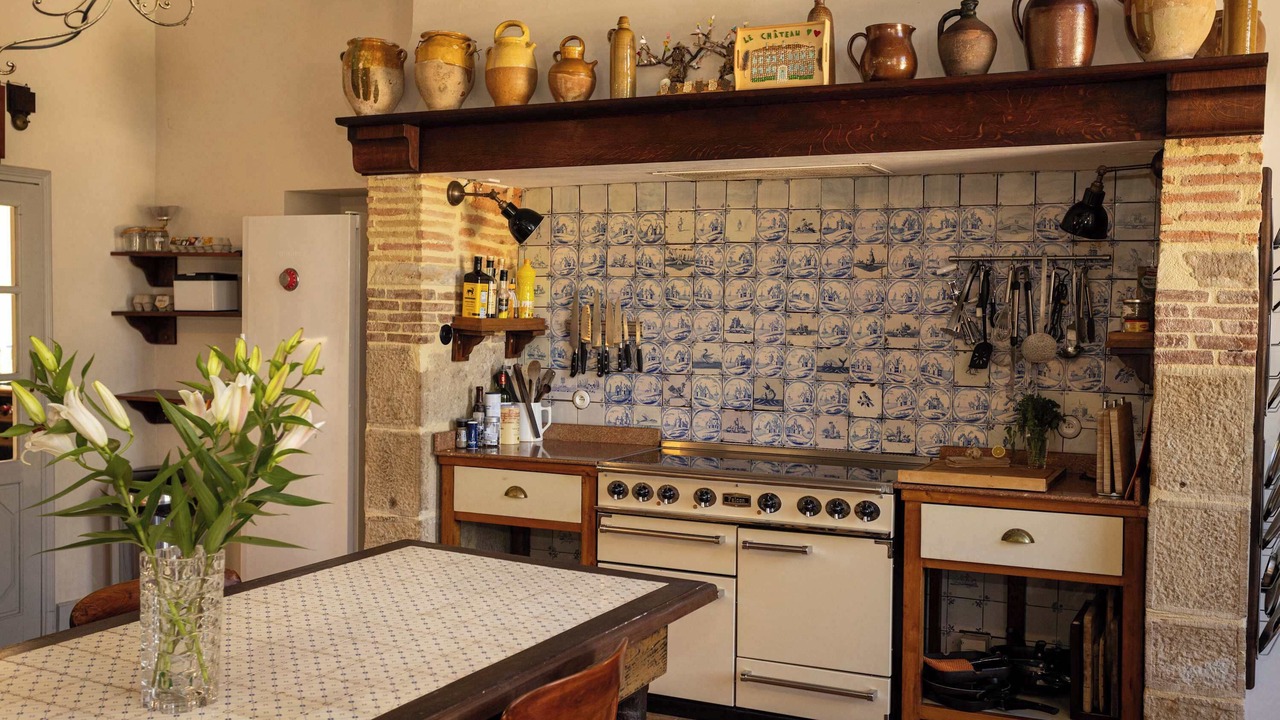 Photo of Kitchen in Castelnau-Picampeau