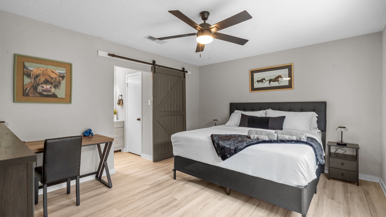 Photo of Bedroom in Flower Mound