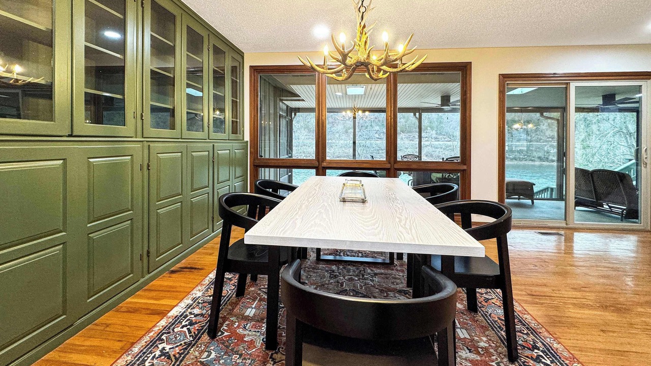 Photo of Livingroom in Lone Rock