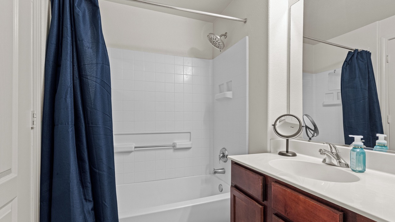 Photo of Bathroom in Natomas Park