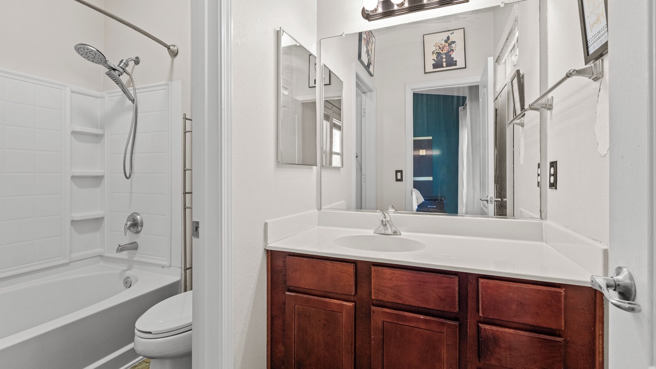 Photo of Bathroom in Natomas Park