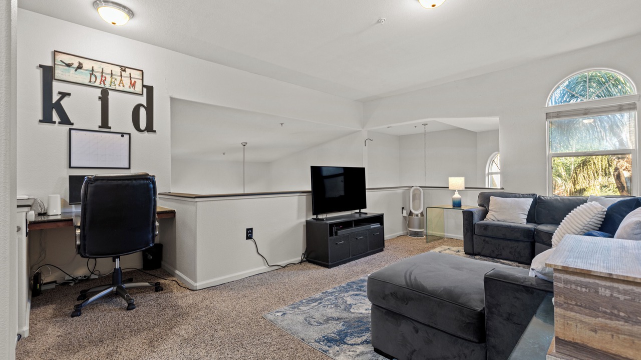 Photo of Livingroom in Natomas Park