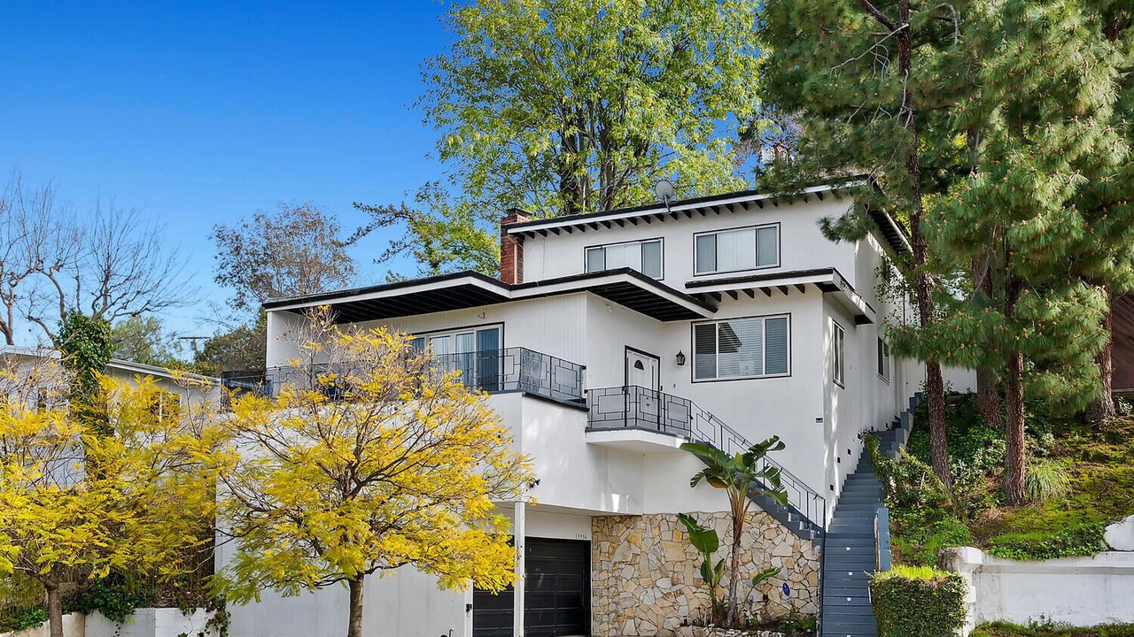 Photo of Outdoor in Sherman Oaks