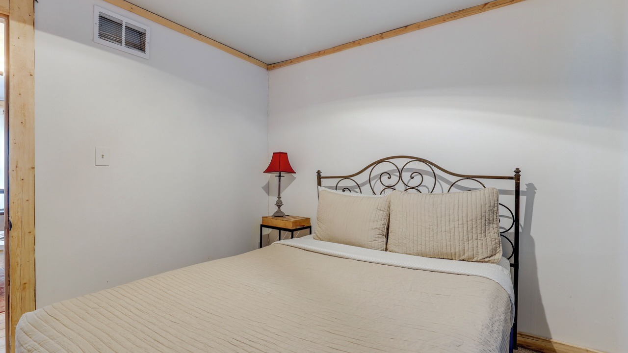 Photo of Bedroom in Casper