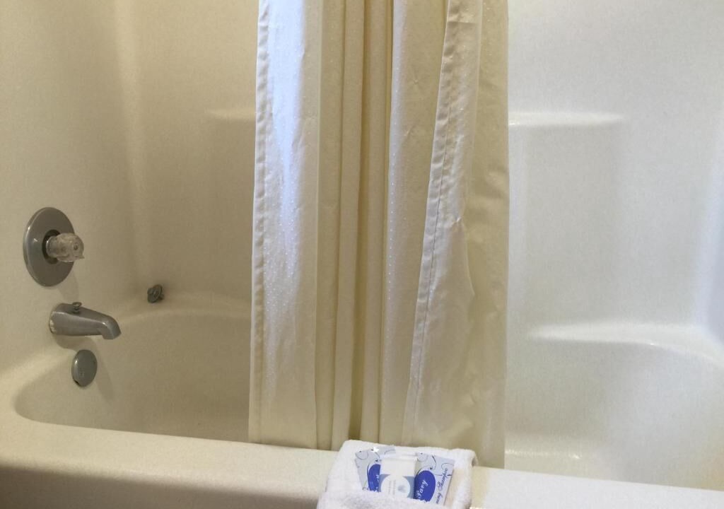 Photo of Bathroom in Seminole