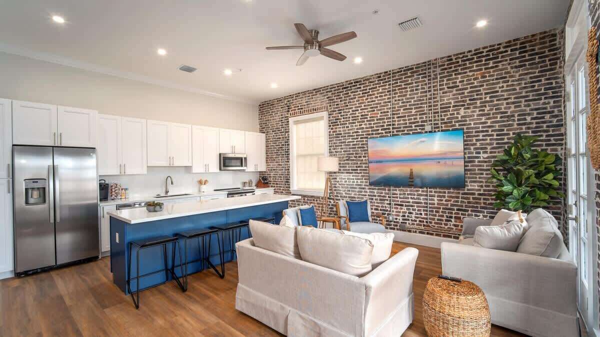 Photo of Kitchen in Historic Seaport
