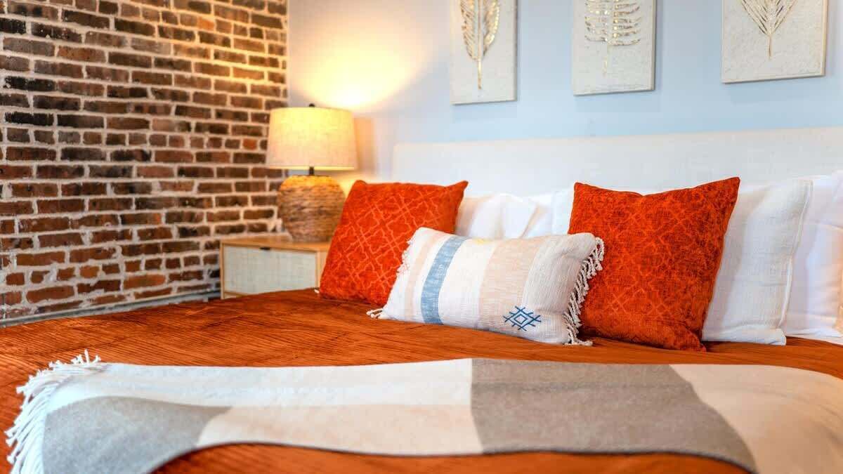 Photo of Bedroom in Historic Seaport