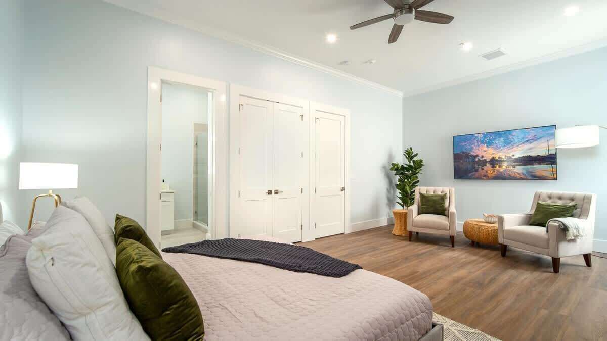 Photo of Bedroom in Historic Seaport