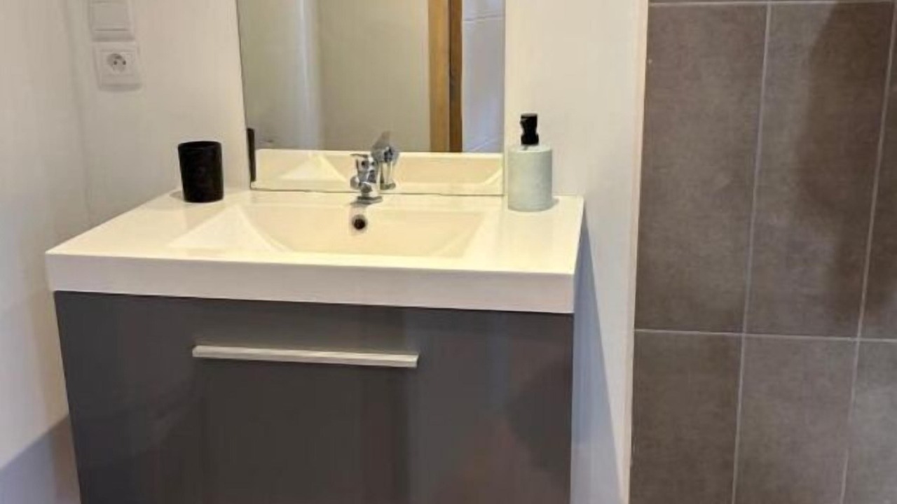 Photo of Bathroom in Armentieres