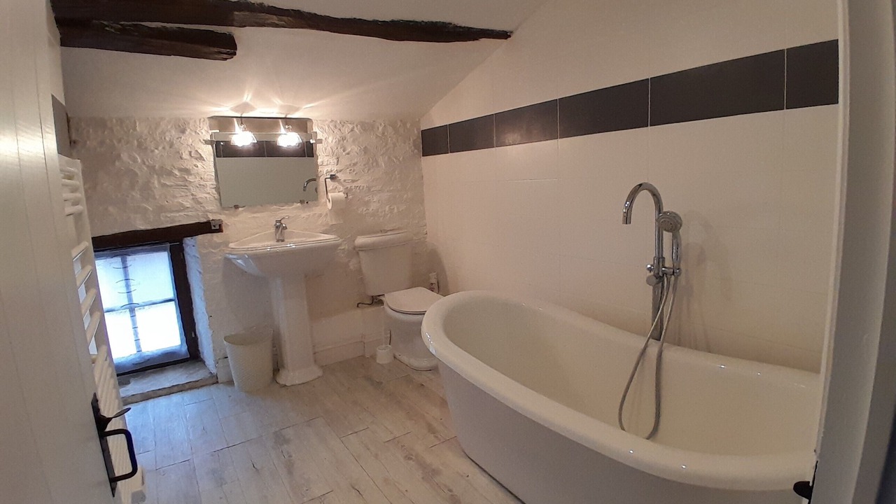 Photo of Bathroom in Messe