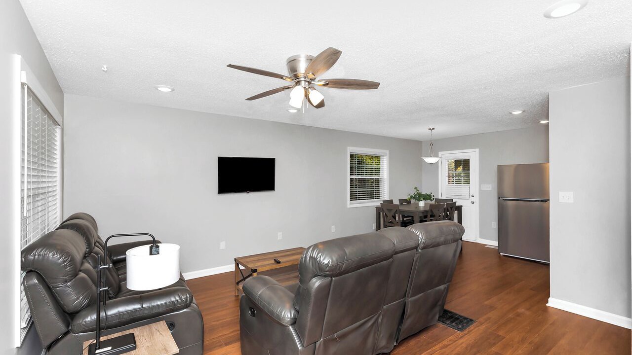 Photo of Livingroom in Huntsville