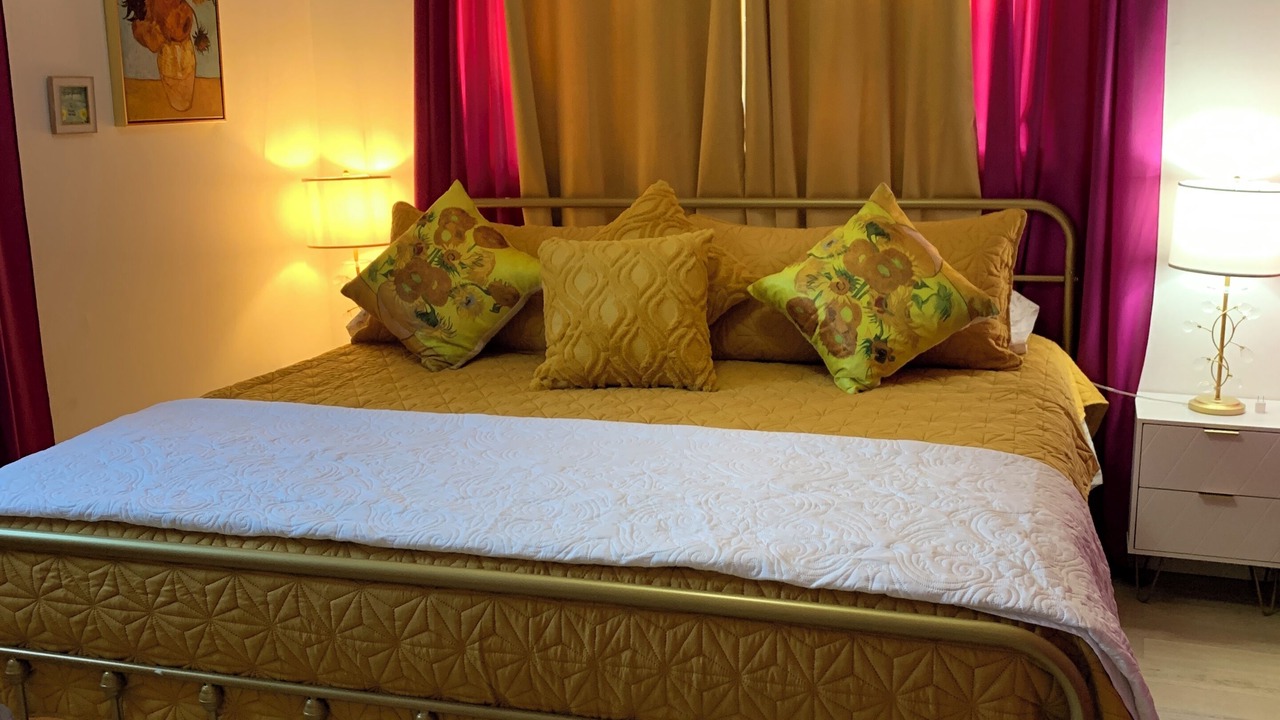 Photo of Bedroom in Wood Dale