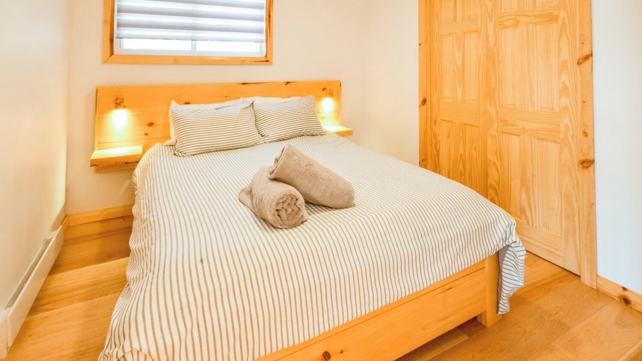 Photo of Bedroom in Pine Hill