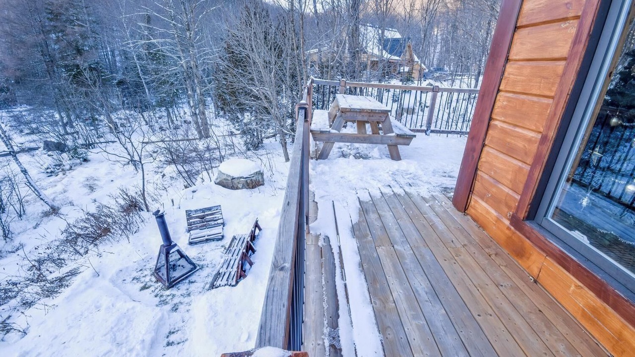 Photo of Patio Balcony in Pine Hill