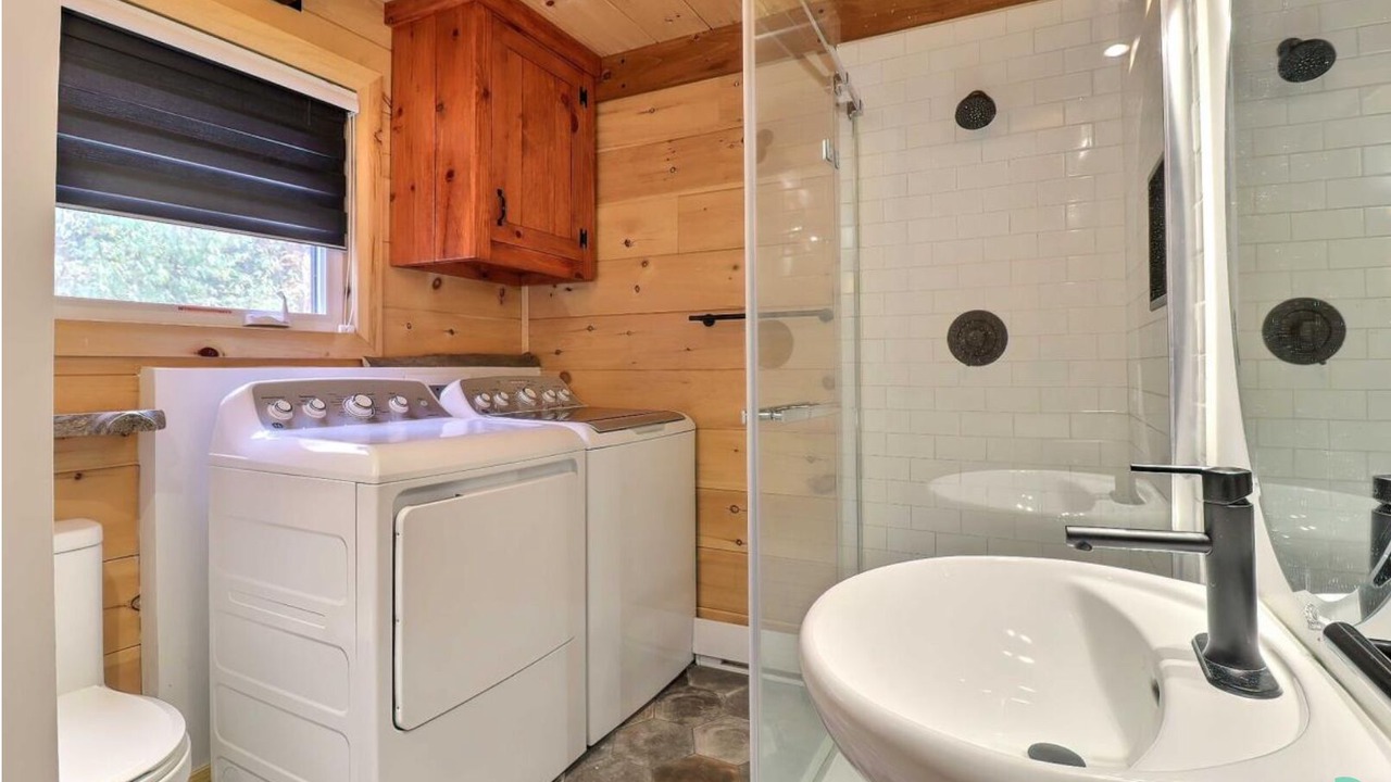 Photo of Bathroom in Pine Hill