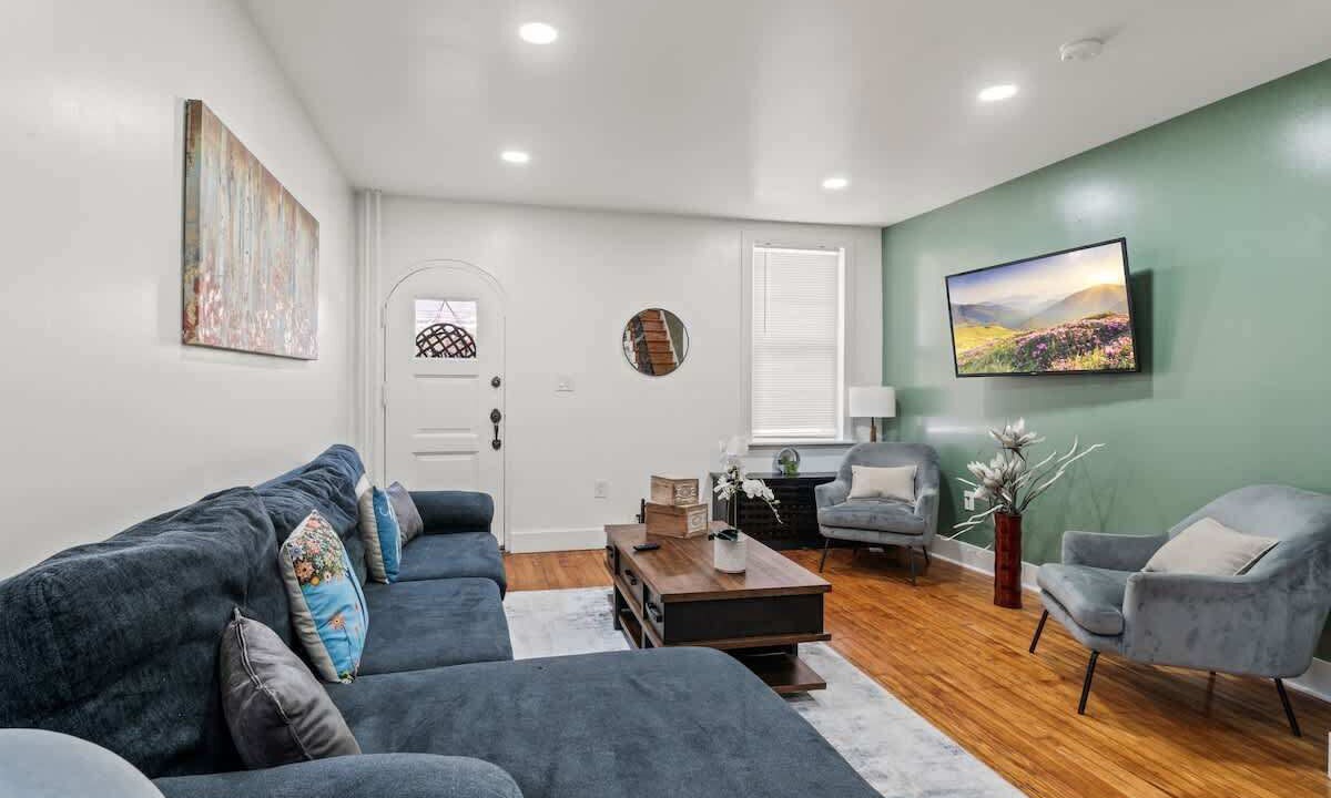 Photo of Livingroom in Delair