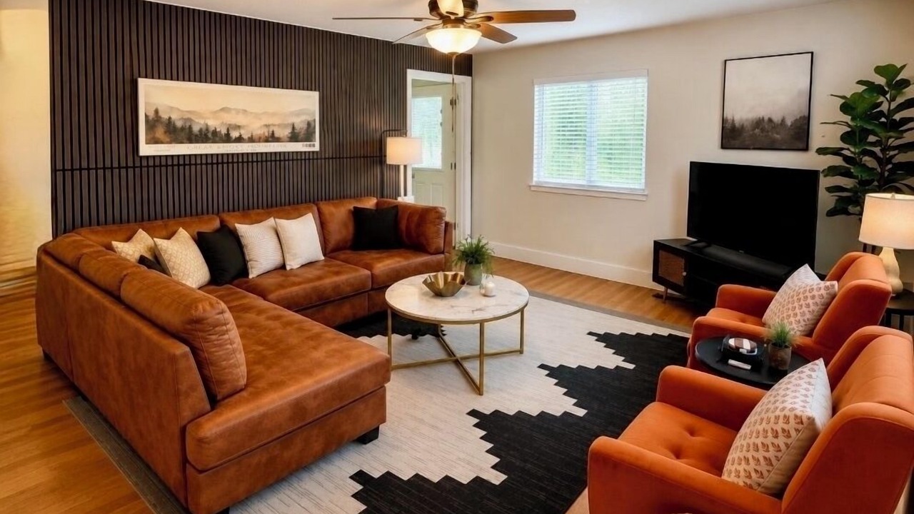 Photo of Livingroom in Knoxville