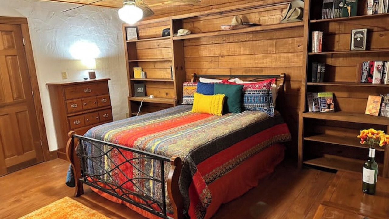 Photo of Bedroom in Canton