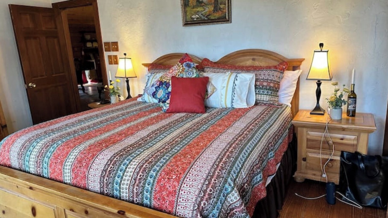 Photo of Bedroom in Canton