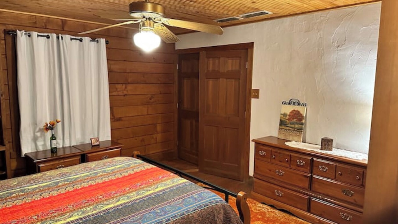 Photo of Bedroom in Canton