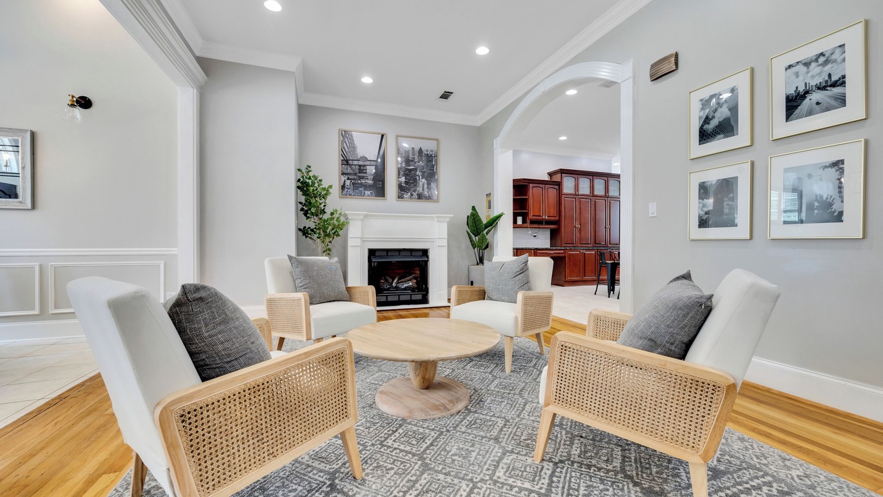 Photo of Others in Biltmore Acres