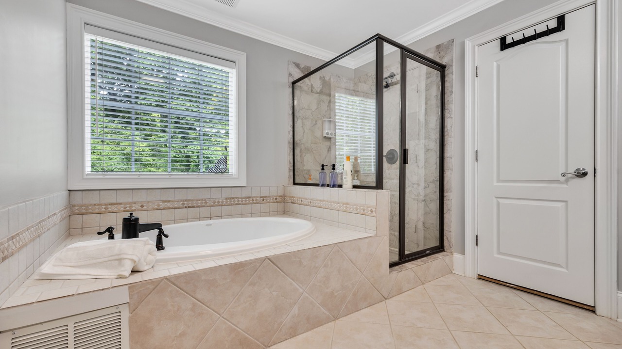 Photo of Bathroom in Biltmore Acres