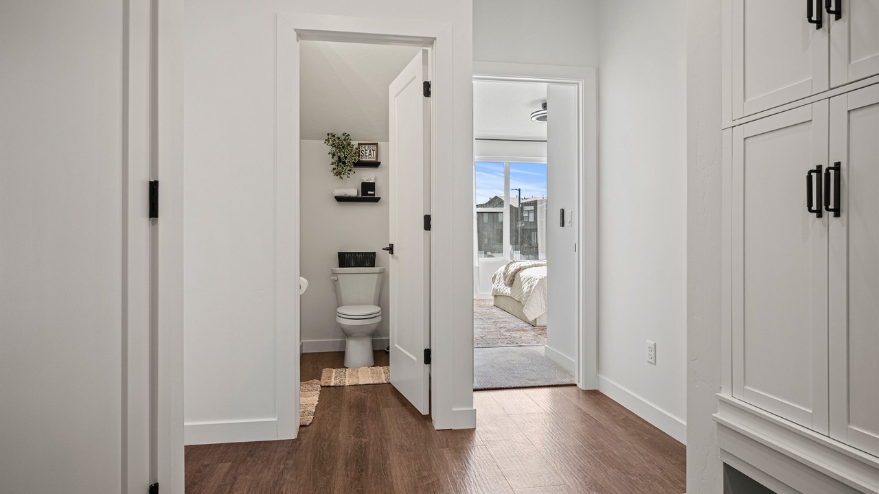 Photo of Bedroom in Mountain Green