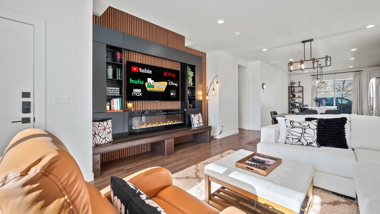 Photo of Livingroom in Mountain Green