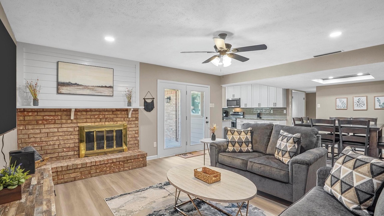 Photo of Livingroom in Bedford